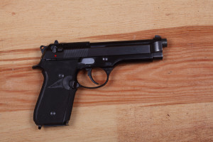 Pistolet Beretta 92SB kal. 9x19